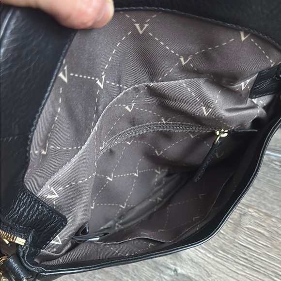 Vince Camuto Black Pebbled Leather Crossbody Bag - Picture 6 of 7